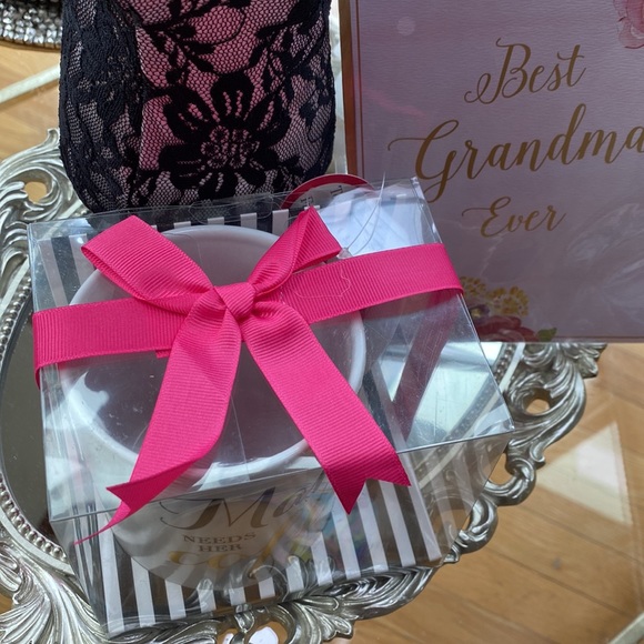 Mama Coffee Mug - Picture 2 of 4